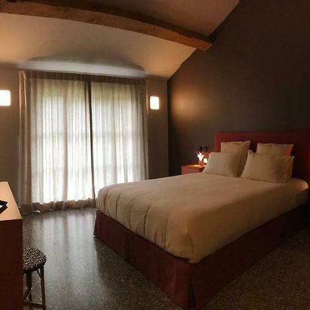 Le Cafe & La Forge Du Petit Badon Villa Salin-de-Giraud Eksteriør billede