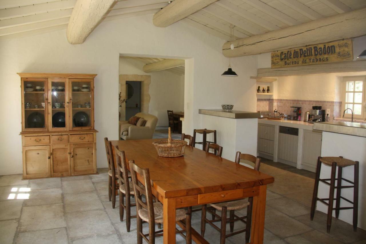 Le Cafe & La Forge Du Petit Badon Villa Salin-de-Giraud Eksteriør billede