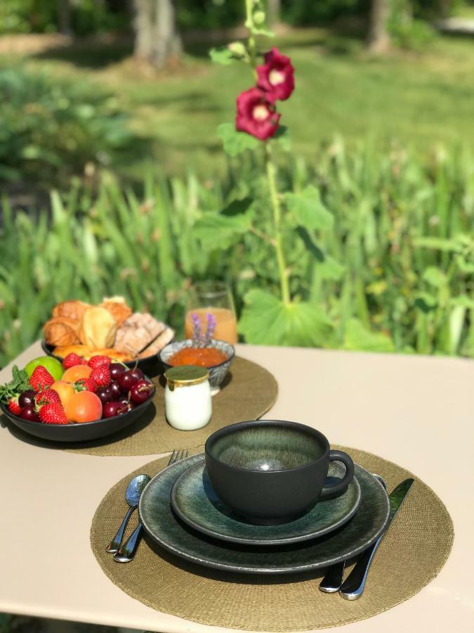 Le Cafe & La Forge Du Petit Badon Villa Salin-de-Giraud Eksteriør billede